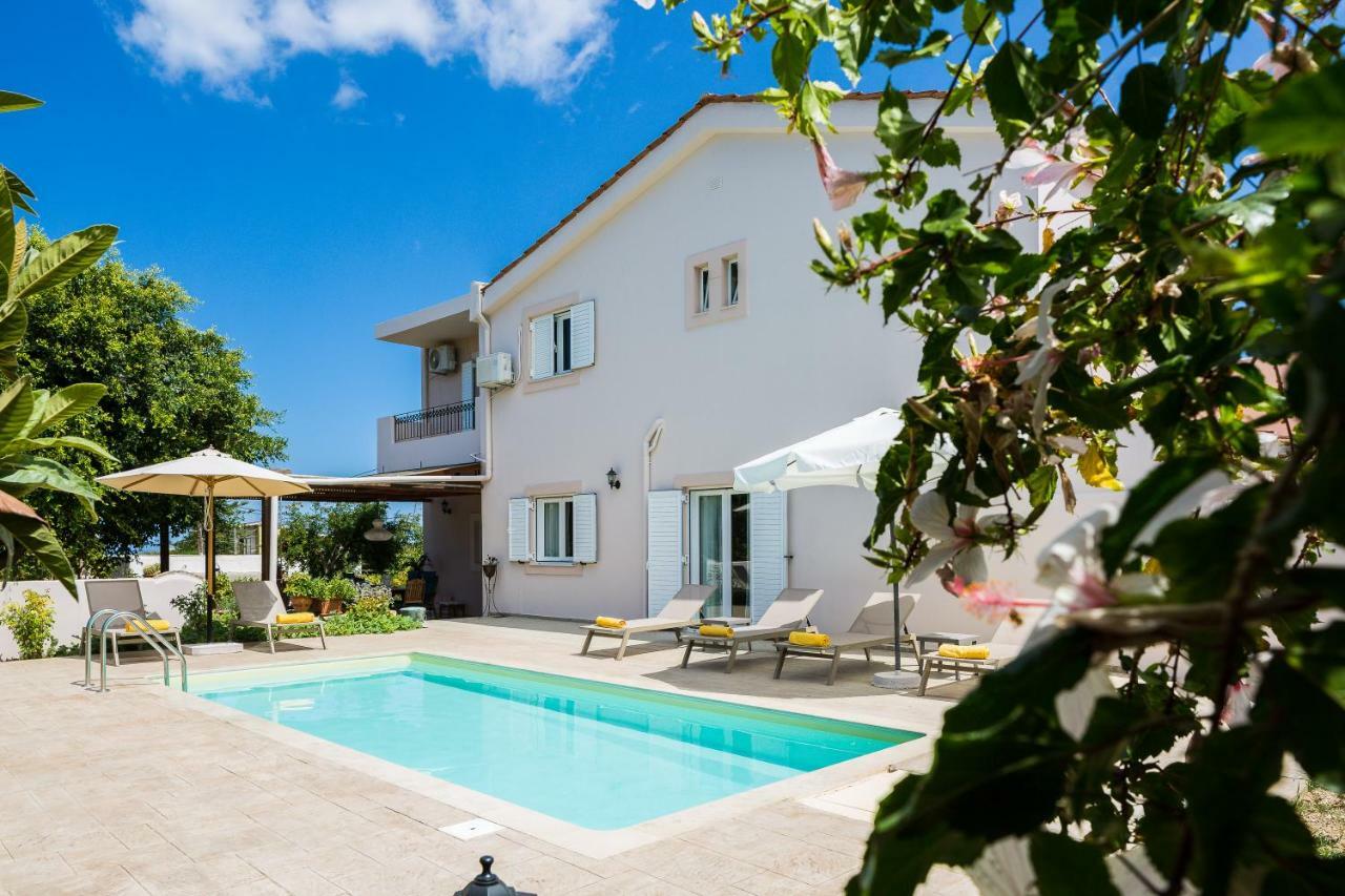 Carpe Diem-Luxury Villa With Private Pool Agia Paraskevi  Eksteriør billede